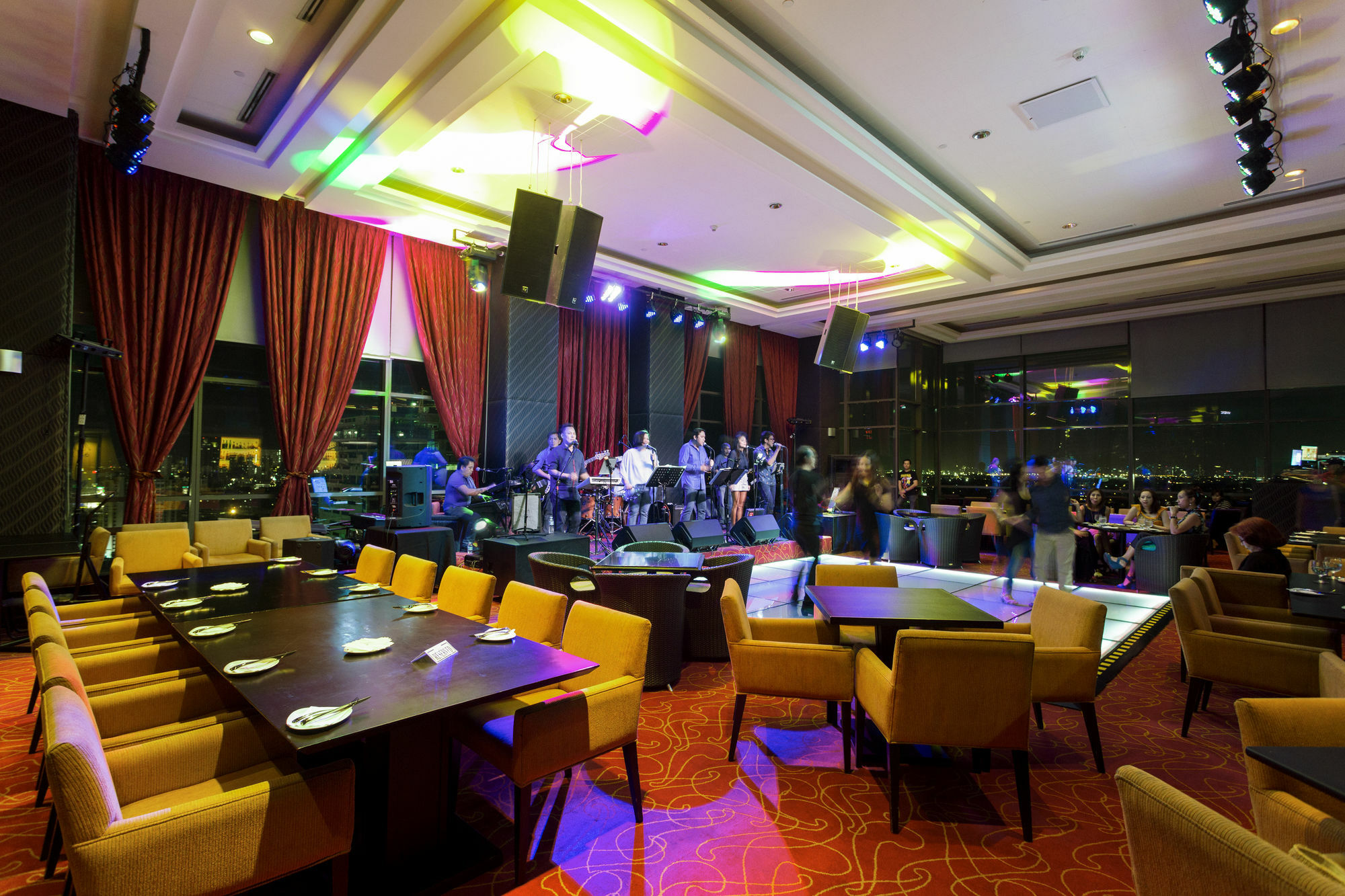 The Bellevue Manila Muntinlupa City Exterior foto